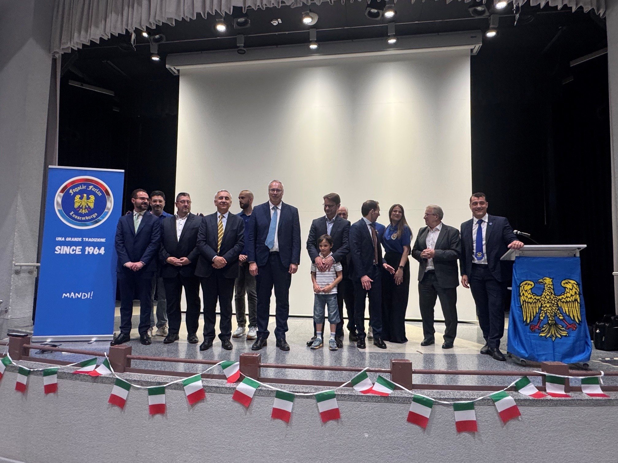 50 TERREMOTO. BORDIN INAUGURA MOSTRA FOGOLAR A LUSSEMBURGO